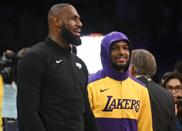 深资管 就在今天, 詹姆斯再赚5260万, 达成79年NBA独一无二的纪录